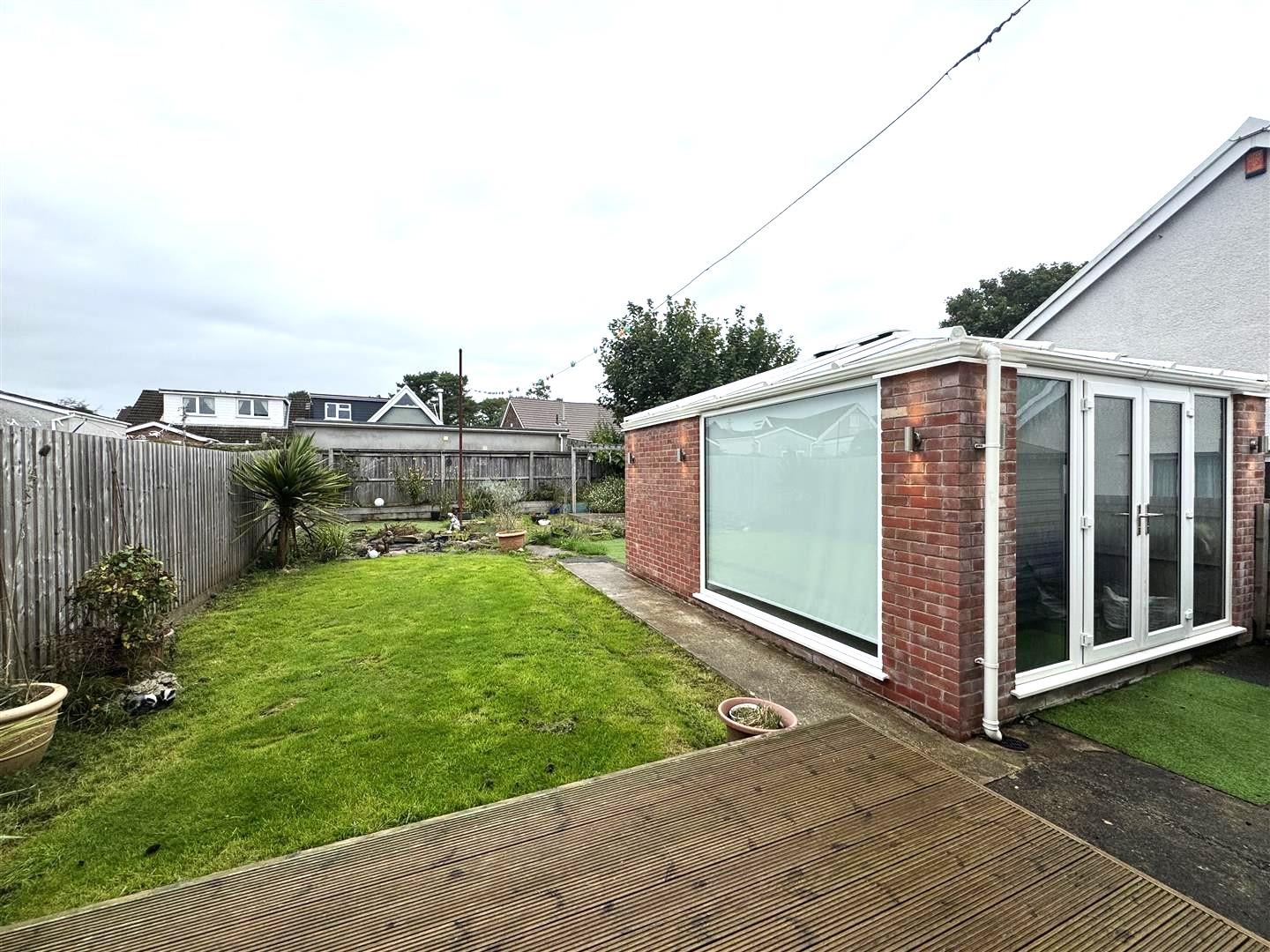 .Enfield Close, Cwmrhydyceirw, Swansea, SA6 6LW